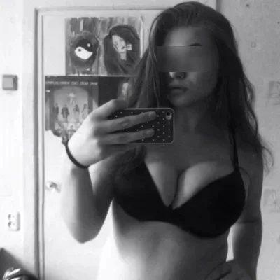 Isabelle, 25 år